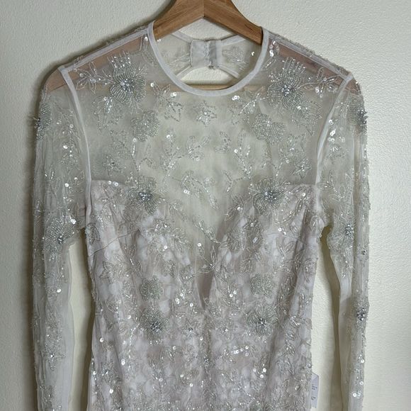 Mac Duggal white long sheer sleeve embellished gown dress size 4 NWT - Picture 4 of 16